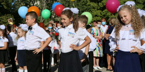 Первый звонок дал старт началу нового учебного года для 16 с половиной тысяч школьников Волгодонска