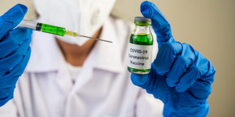 Прививка от коронавируса войдет в национальный календарь прививок