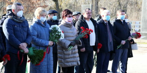 Сергей Макаров в день вывода советских войск из Афганистана почтил память волгодонцев, погибших в этой военной кампании